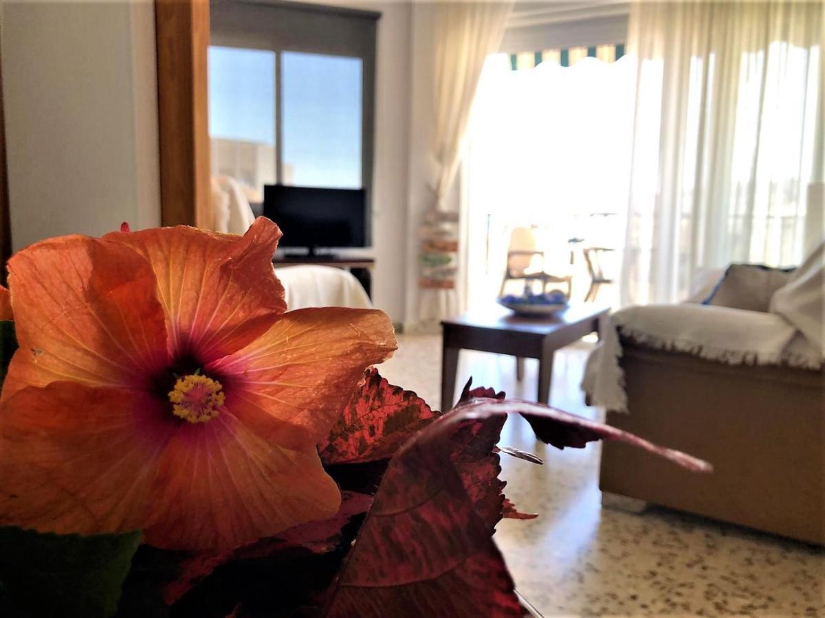 Salute To The Sea Appartement Nerja Buitenkant foto